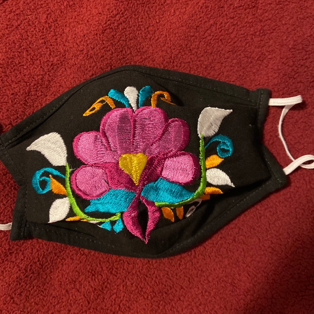 Mask - Picture 9 of 9